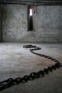 H6 Slave-Chain-Thanks Great Pic